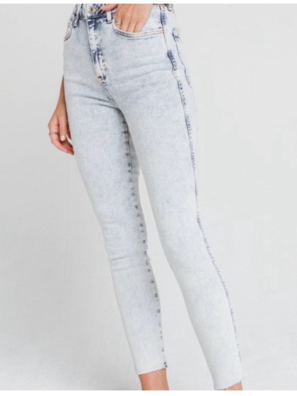 FREE PEOPLE SIZE 26 HIGH RISE STRETCHY light acid Wash Skinny Jeans